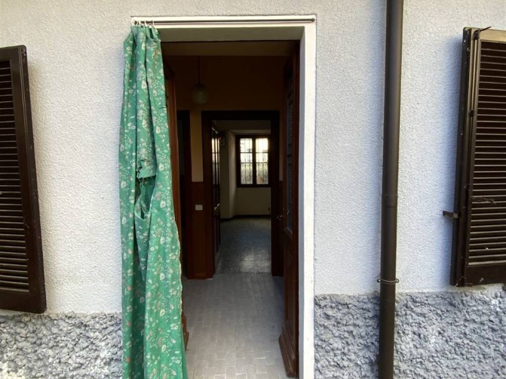 Casa indipendente a Gignese in Vicolo Centrale - Foto 5