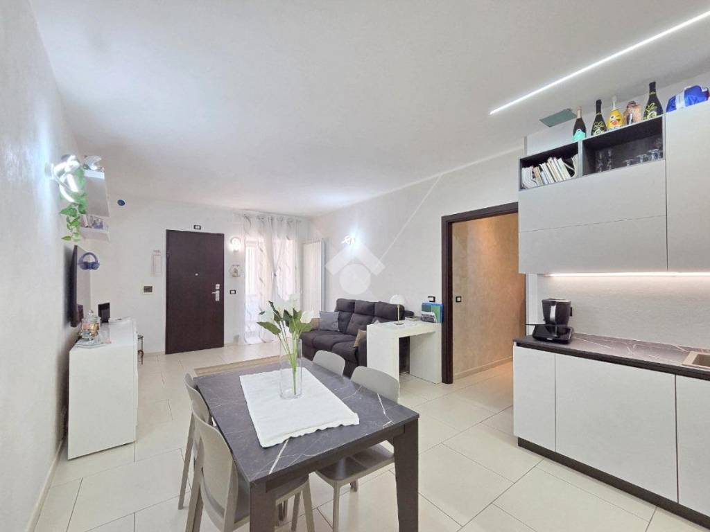 Casa indipendente a Alpignano in Via Roma, 41 - Foto 2