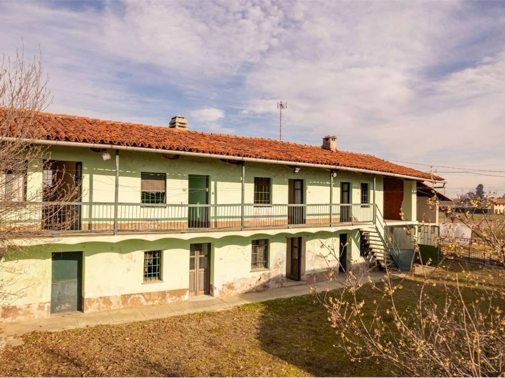Villa a Bricherasio in strada Camborgetti Ballada, 57 - Foto 4
