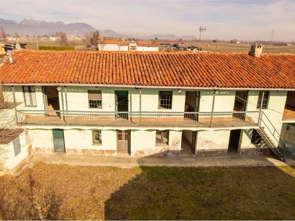 Villa a Bricherasio in strada Camborgetti Ballada, 57 - Foto 5