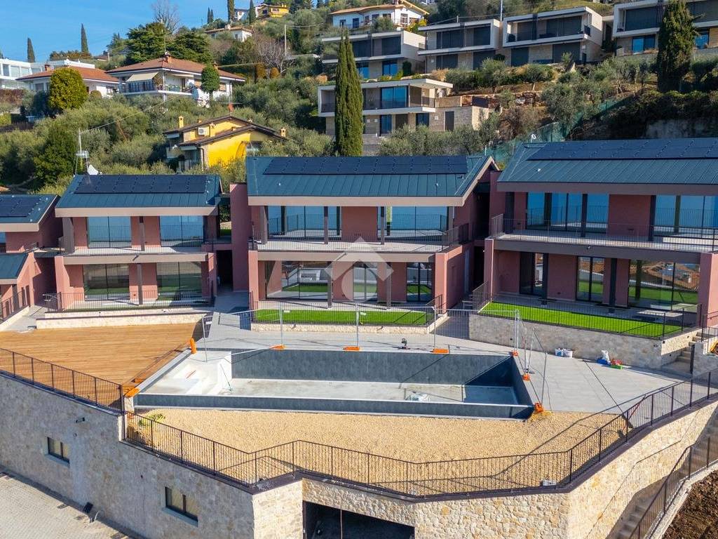 Attico / mansarda a Torri del benaco in Località S. Faustino, 6 - Foto 2