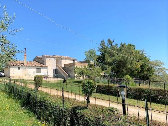 Palazzo / stabile a Catignano in Catignano Contrada Paludi, 82 - Foto 5