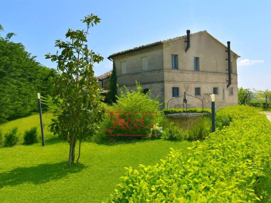Rustico / casale a Recanati in Frazione Montefiore - Foto 2