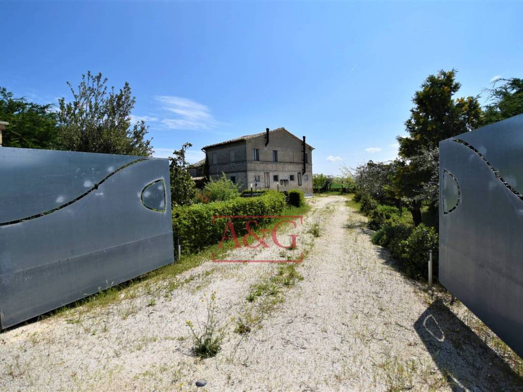 Rustico / casale a Recanati in Frazione Montefiore - Foto 3