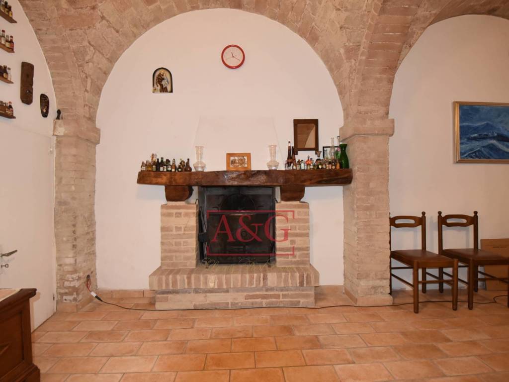 Casa indipendente a Carassai in via XX Settembre, 38 - Foto 3