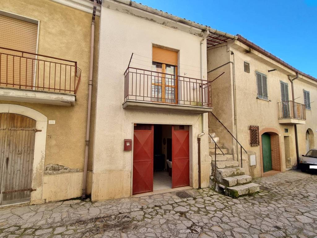 Appartamento a Parolise in Via Chiaire, 15 - Foto 2
