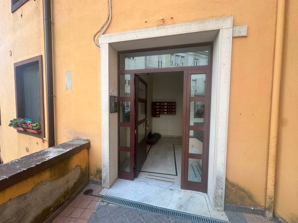 Appartamento a Potenza in Via Emanuele Viggiani, 6 - Foto 5