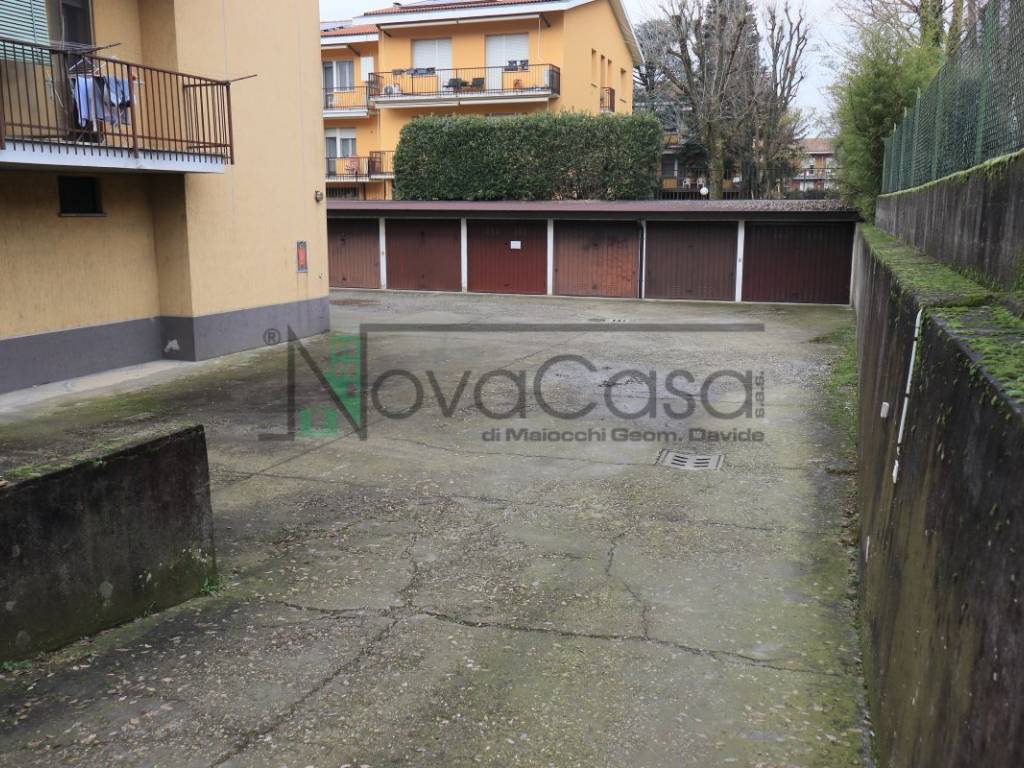 Box / garage a Codogno in Viale Arrigo Cairo, 5 - Foto 2