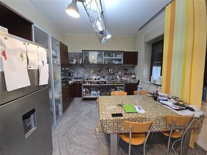 Appartamento a Catania in Via Domenico Morelli - Foto 4