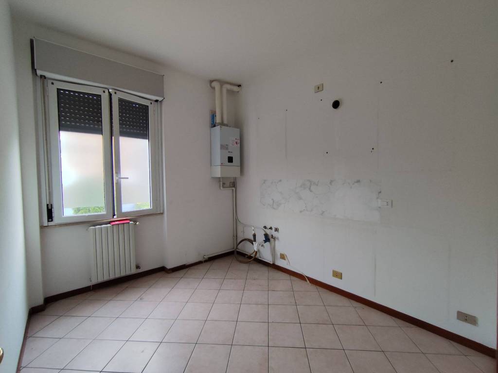 Appartamento a Brescia in Via San Zeno, 32 - Foto 2