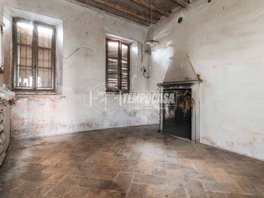 Appartamento a Fenegrò in Via trieste - Foto 5