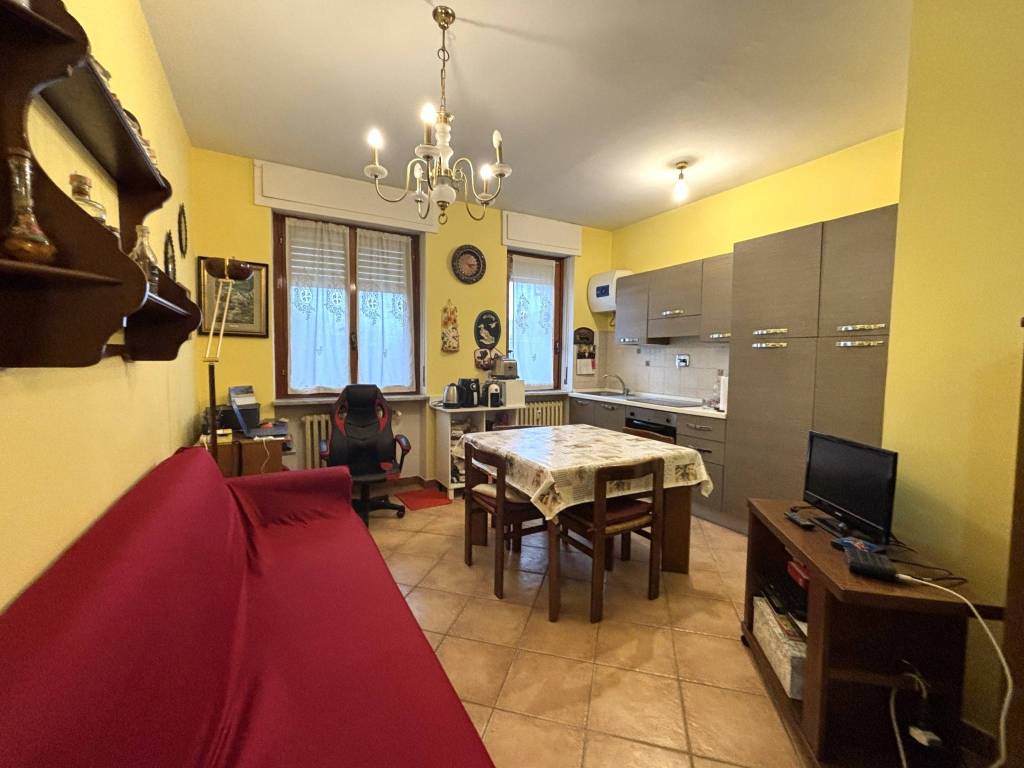 Appartamento a Santhià in Corso Sant'Ignazio - Foto 3