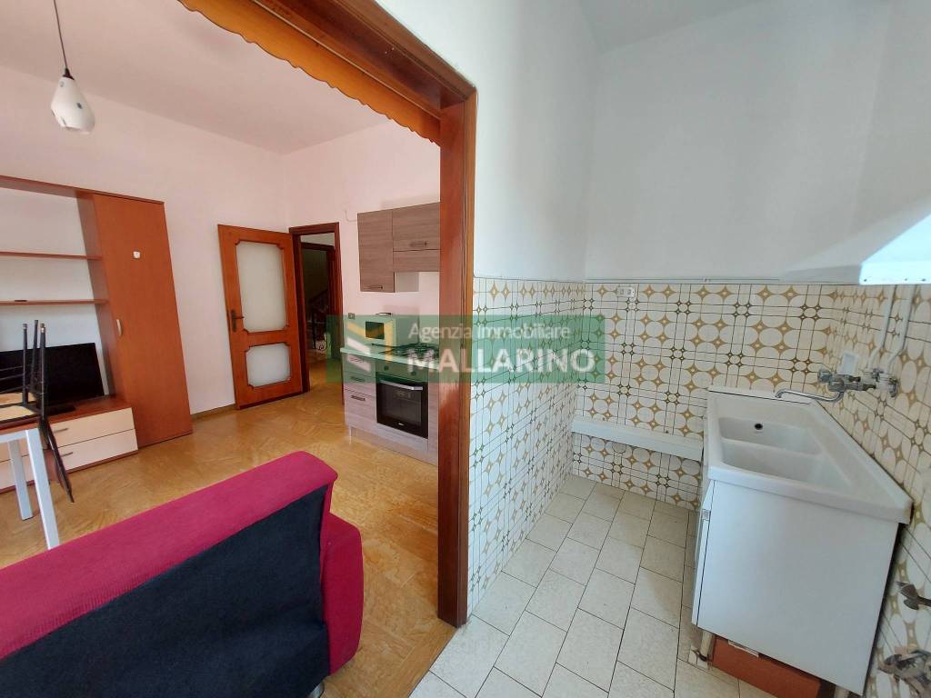 Appartamento a Finale ligure in Via Camillo Sbarbaro - Foto 4