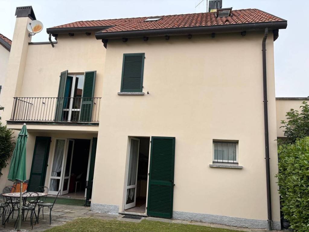 Casa indipendente a Dervio in VIA VIGNOLA - Foto 2