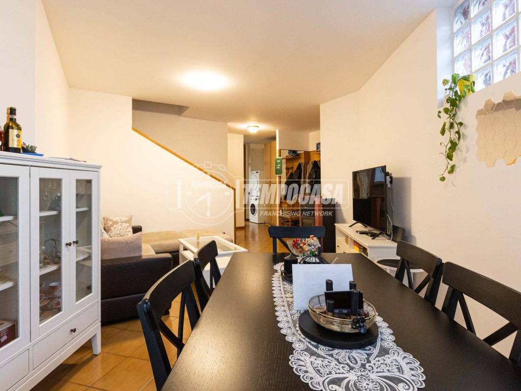 Appartamento a Molteno in Via Papa Giovanni XXIII - Foto 5