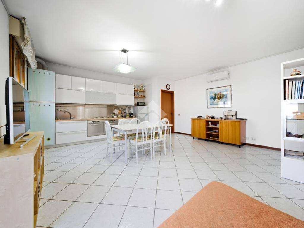 Appartamento a Campogalliano in Via c. dallari - Foto 4