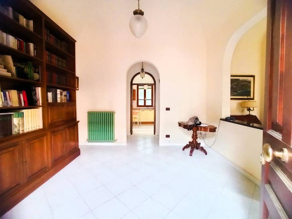 Villa a San giuliano terme in Piazza Antonio Gramsci, - Foto 2