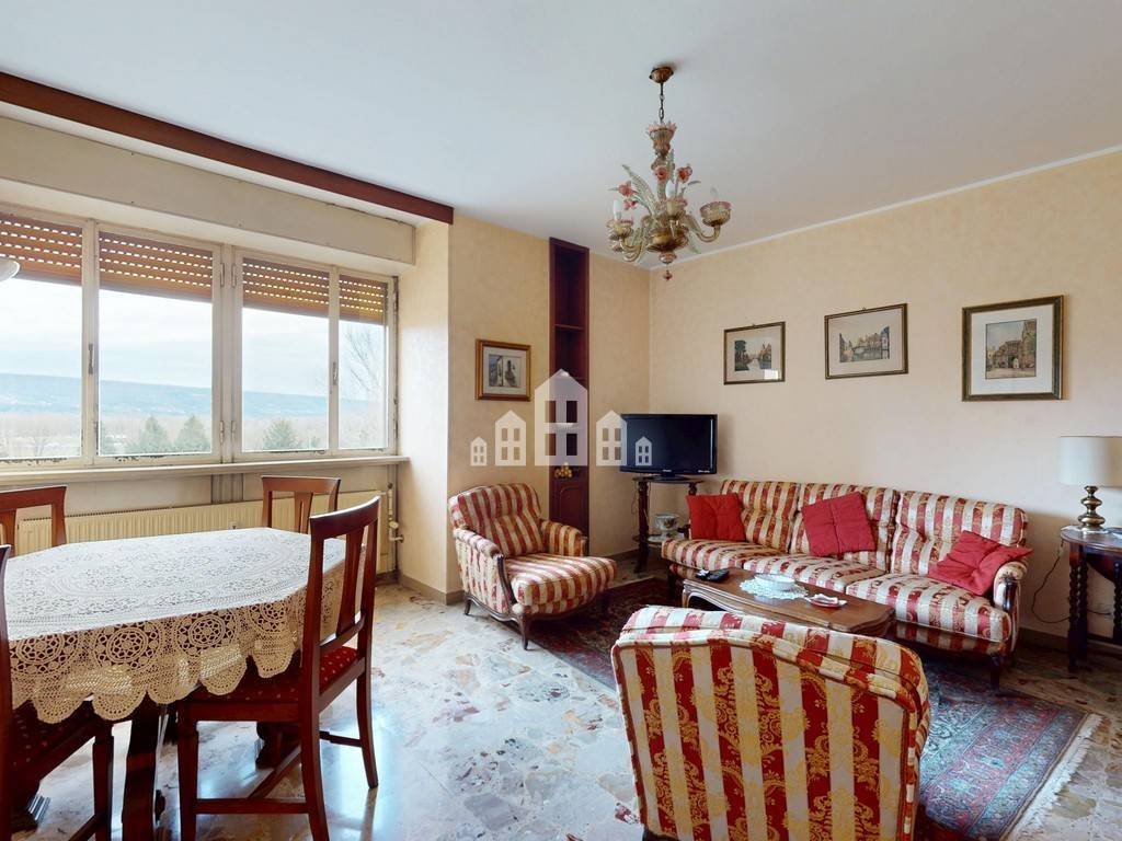 Appartamento a Ivrea in Via Gobetti, 17 - Foto 3