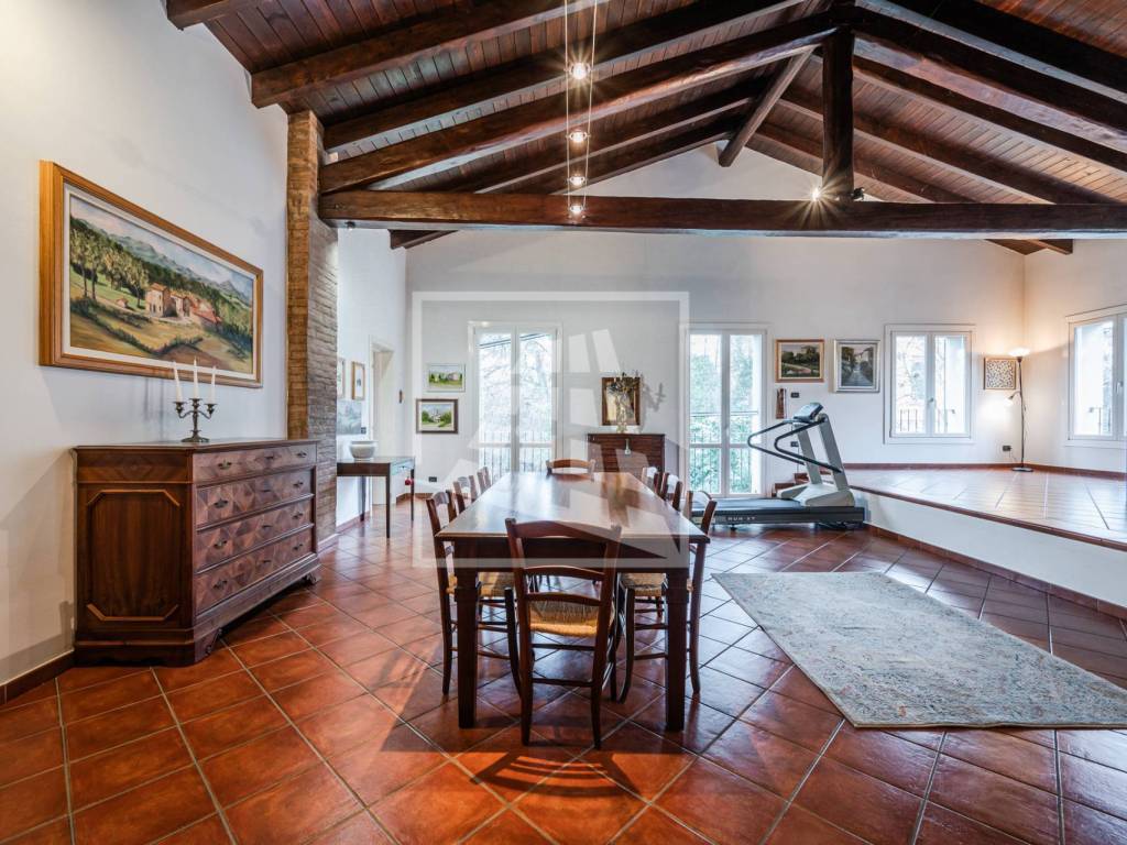Casa indipendente a Quattro castella in Via Palmiro Togliatti, 42 - Foto 2