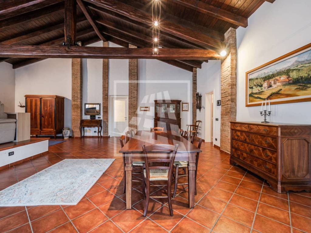 Casa indipendente a Quattro castella in Via Palmiro Togliatti, 42 - Foto 4