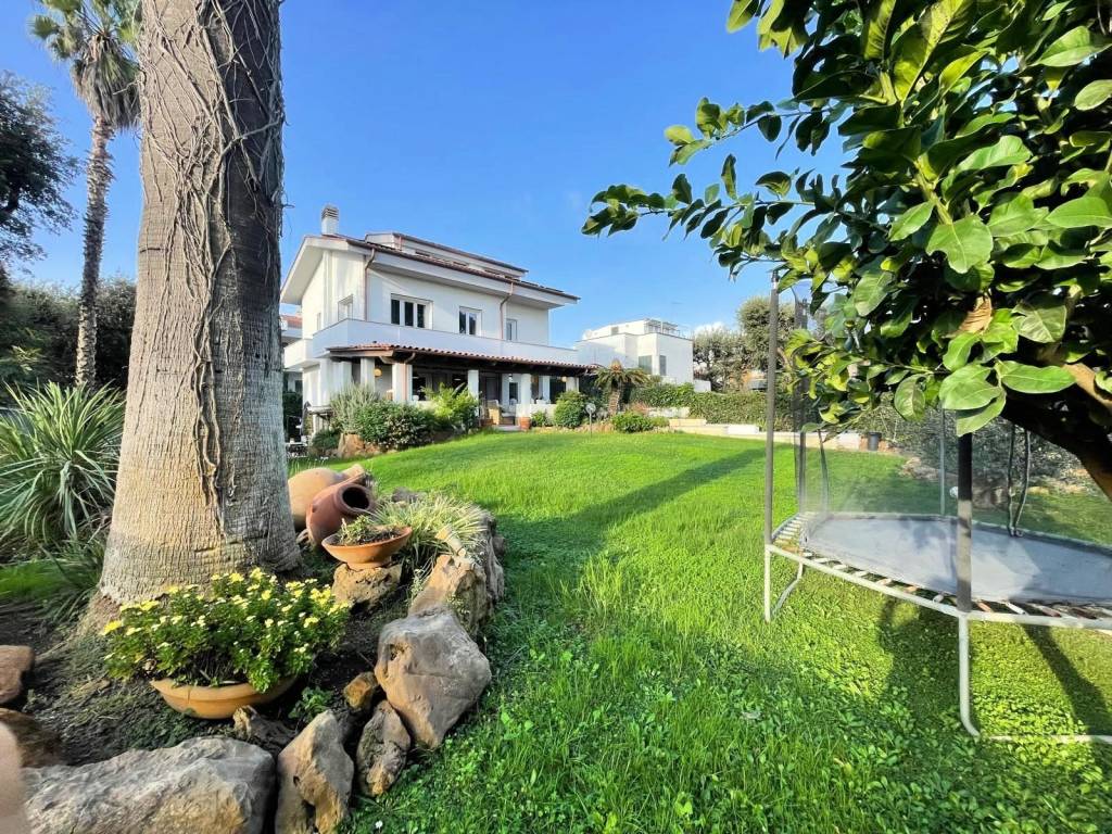 Villa a Fiumicino in Via Giulianova - Foto 5