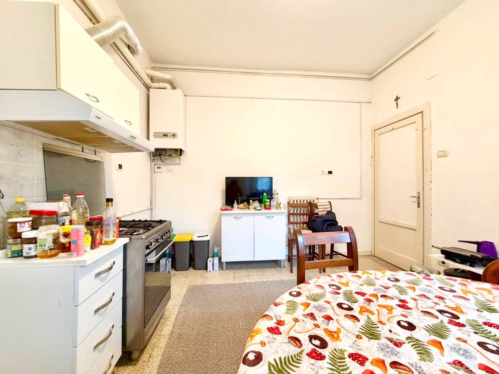 Appartamento a Ancona in Via Damiano Chiesa - Foto 2