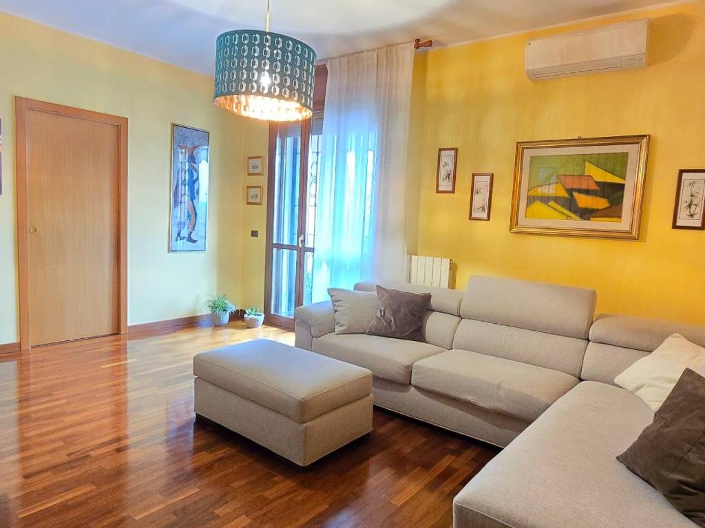 Appartamento a Reggio emilia - Foto 2