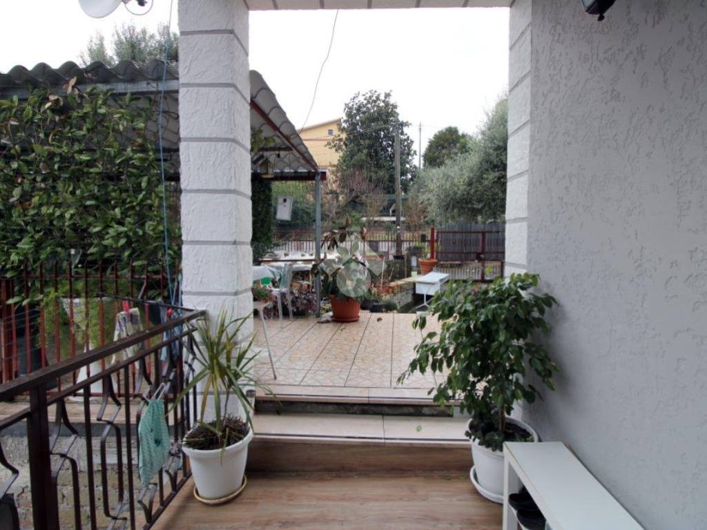 Villa a Montopoli di sabina in VIA TERNANA - Foto 2