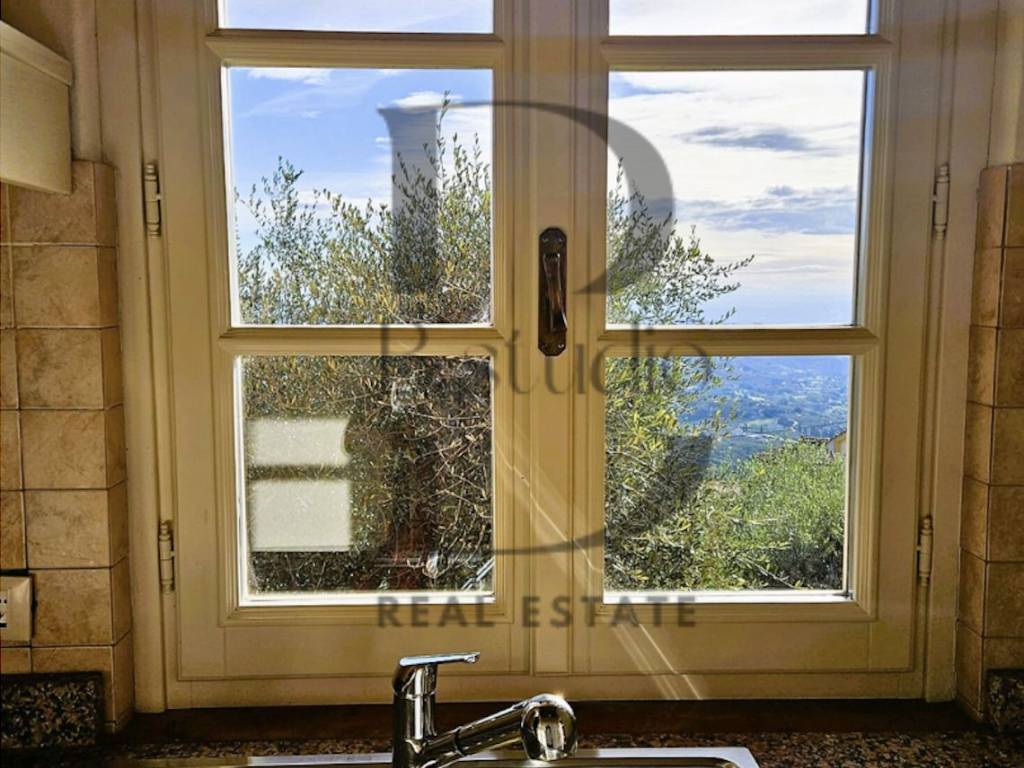 Villa a Capannori in Via Case Alte - Foto 4