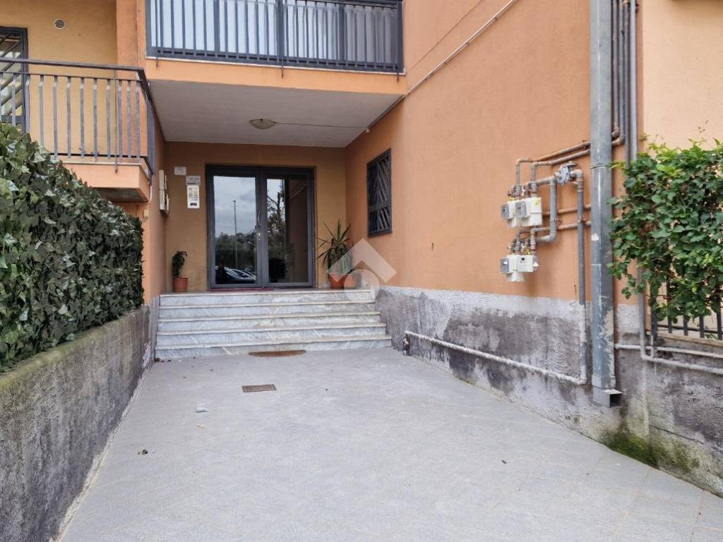 Appartamento a Aci catena in Via Ulisse, 77 - Foto 4