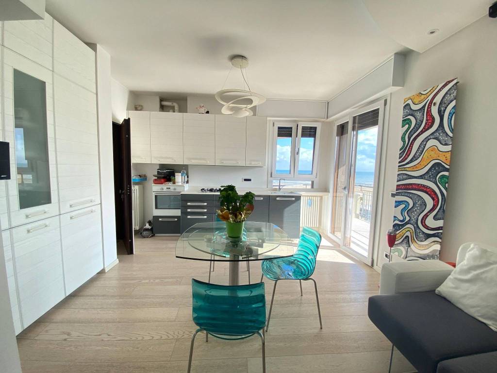 Appartamento a Rimini in Viale Regina Margherita, 88 - Foto 5