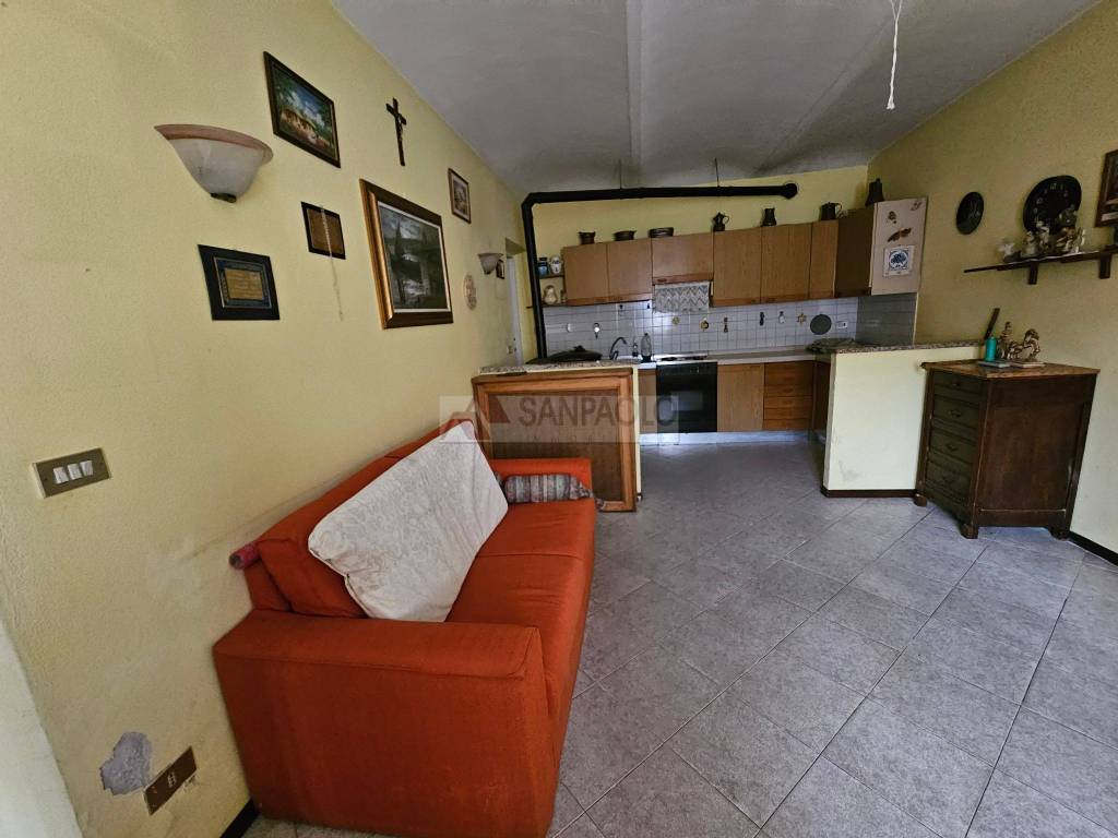 Casa indipendente a Montà in Borgata Rolandi, 21 - Foto 2