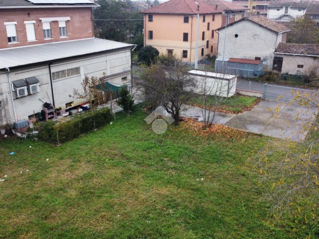 Terreno a Reggio emilia in Via Giovanni Guareschi - Foto 2