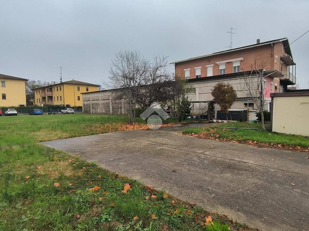 Terreno a Reggio emilia in Via Giovanni Guareschi - Foto 4