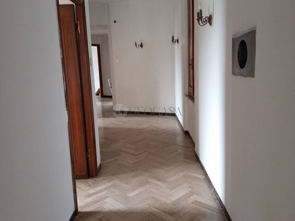 Attico / mansarda a La spezia in Via 24 Maggio, 43 - Foto 3