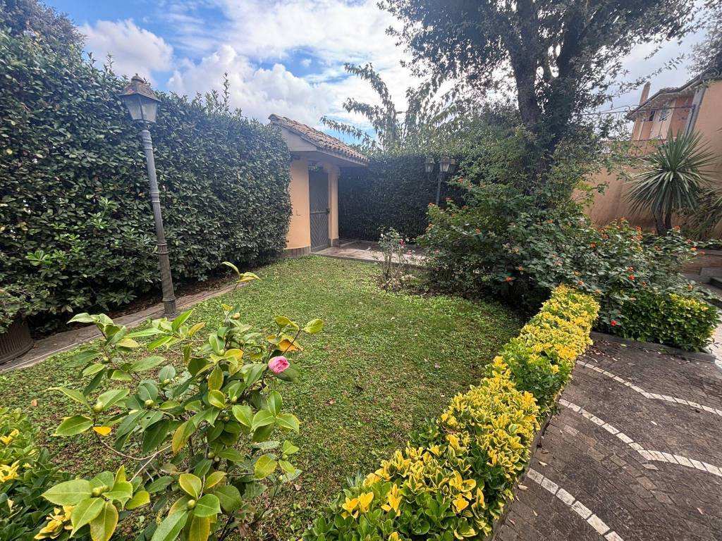 Villa a Fiumicino in Via Capo d'Orlando, 4 - Foto 4