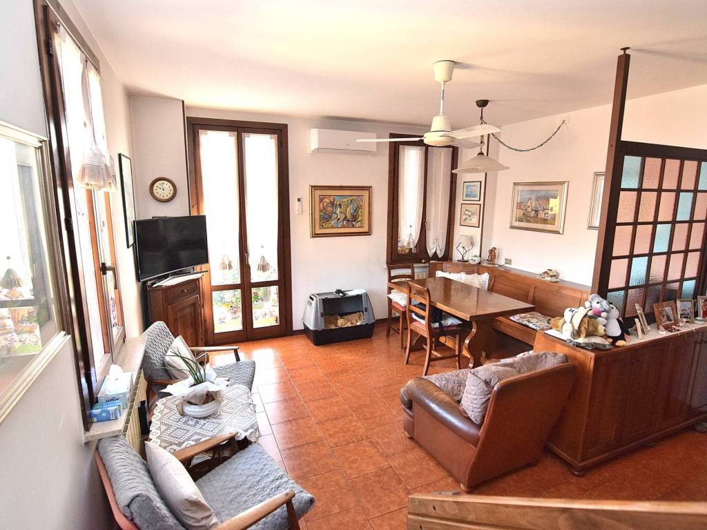 Appartamento a Verona in Via Emilio Salgari, 1 - Foto 2