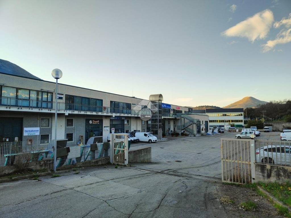 Box / garage a Gaeta in Via SS7 - Foto 3