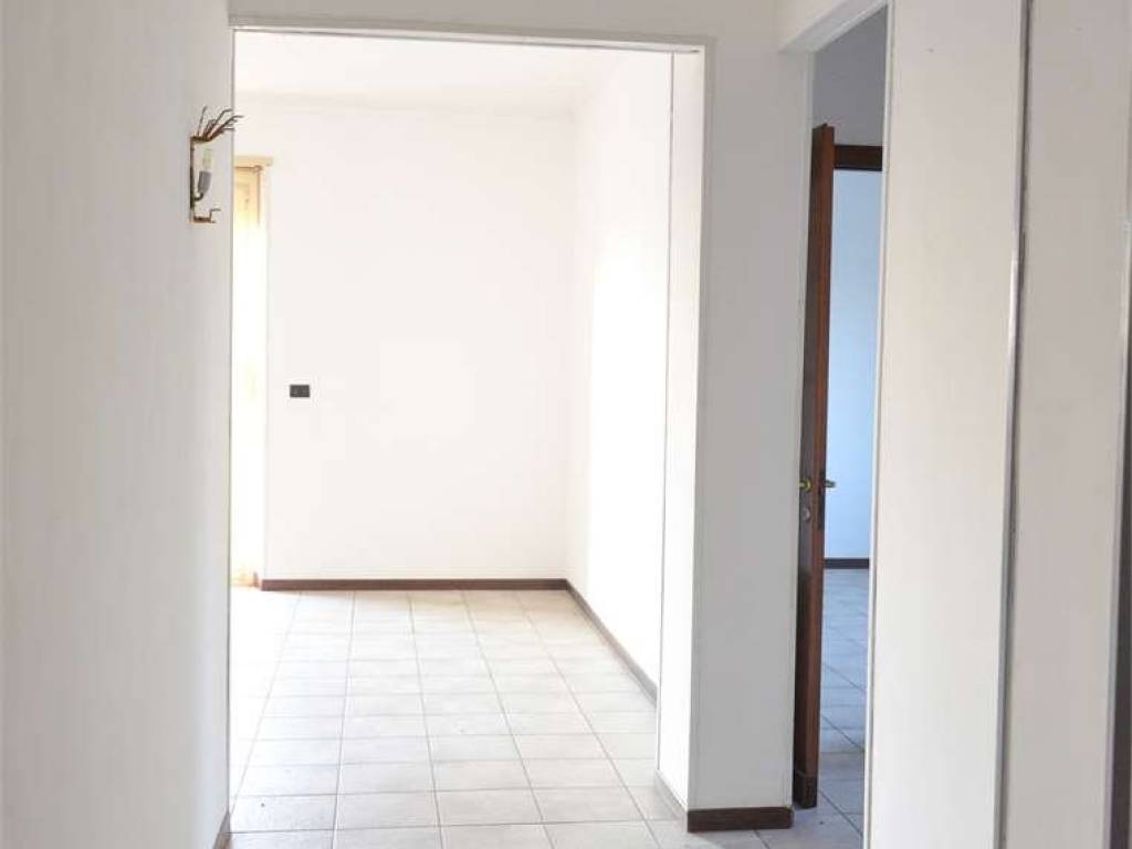 Appartamento a Cambiano in Via Mazzini, 13 - Foto 2