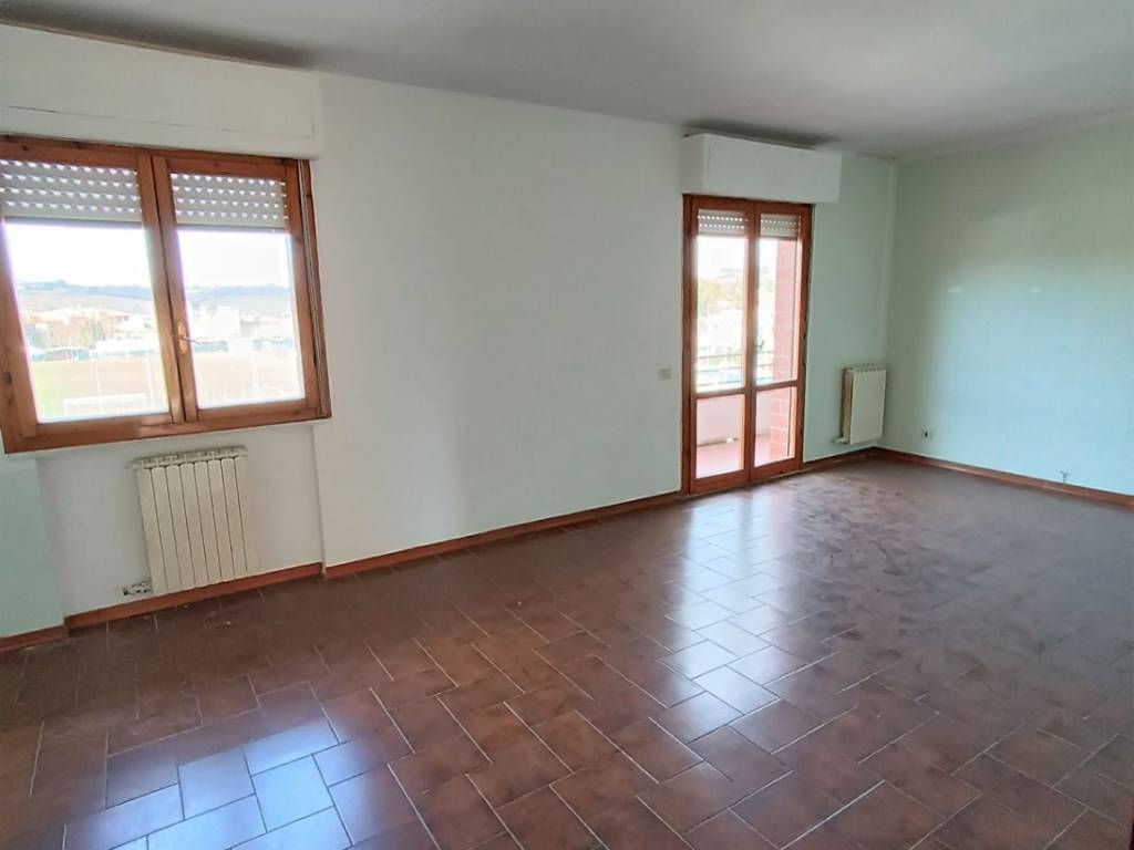 Appartamento a Poggibonsi in Via Romana - Foto 2