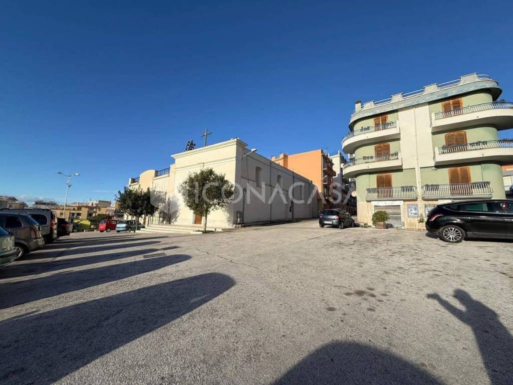 Appartamento a Manfredonia in Via Antonio Lorusso, 7 - Foto 3