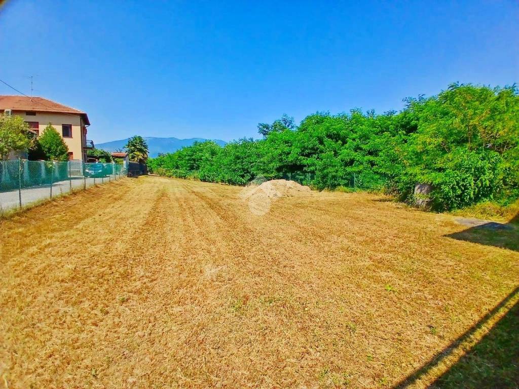 Villa a Ternate in Via Vittorio Veneto, 15 - Foto 5
