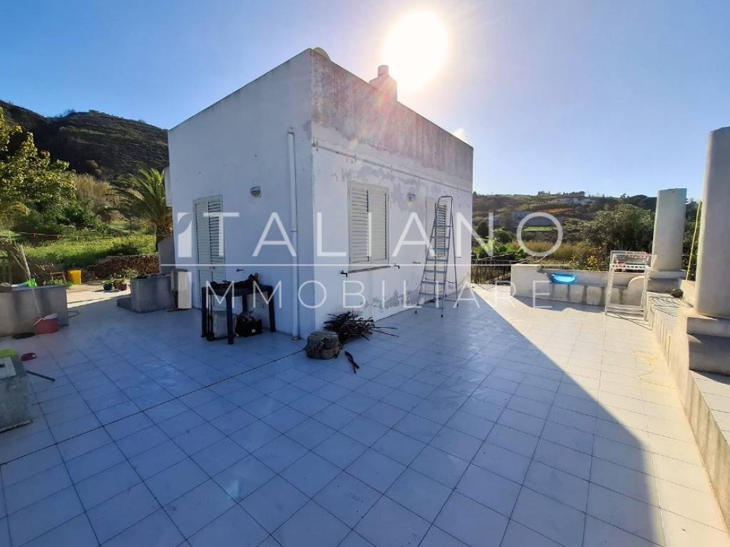 Villa a Lipari in Via Area Morta - Foto 4