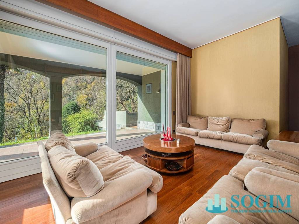 Villa a Asso in Via Per Bellagio - Foto 2