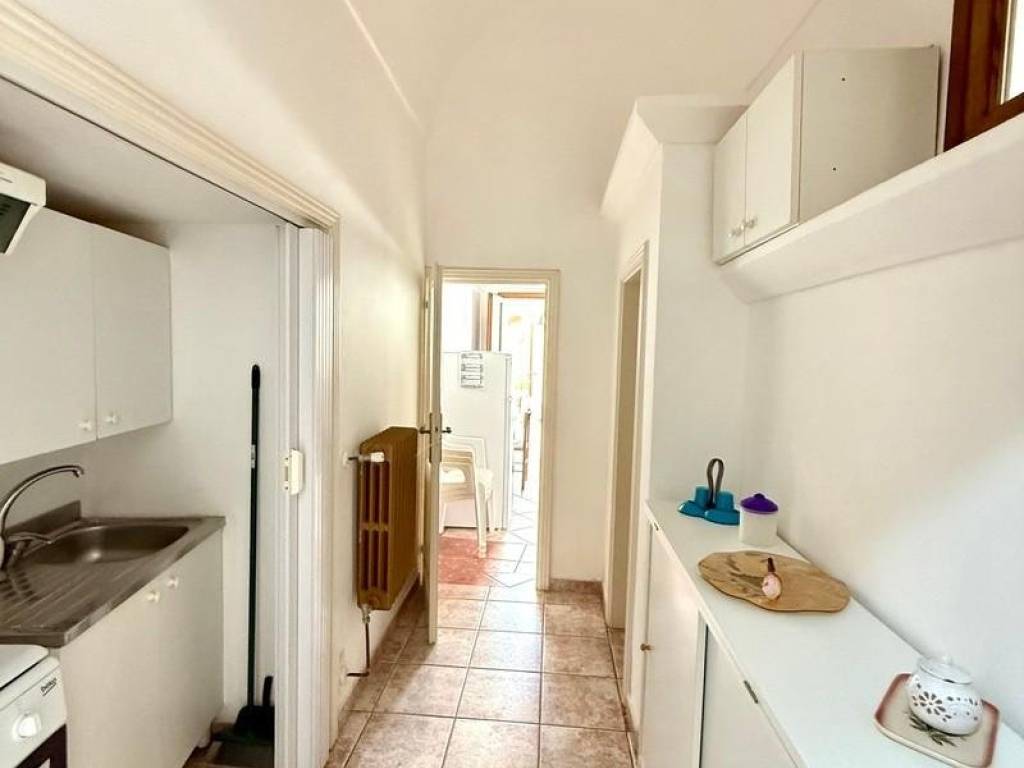 Casa indipendente a Castrignano del capo in Via Principe di Piemonte, 5 - Foto 4