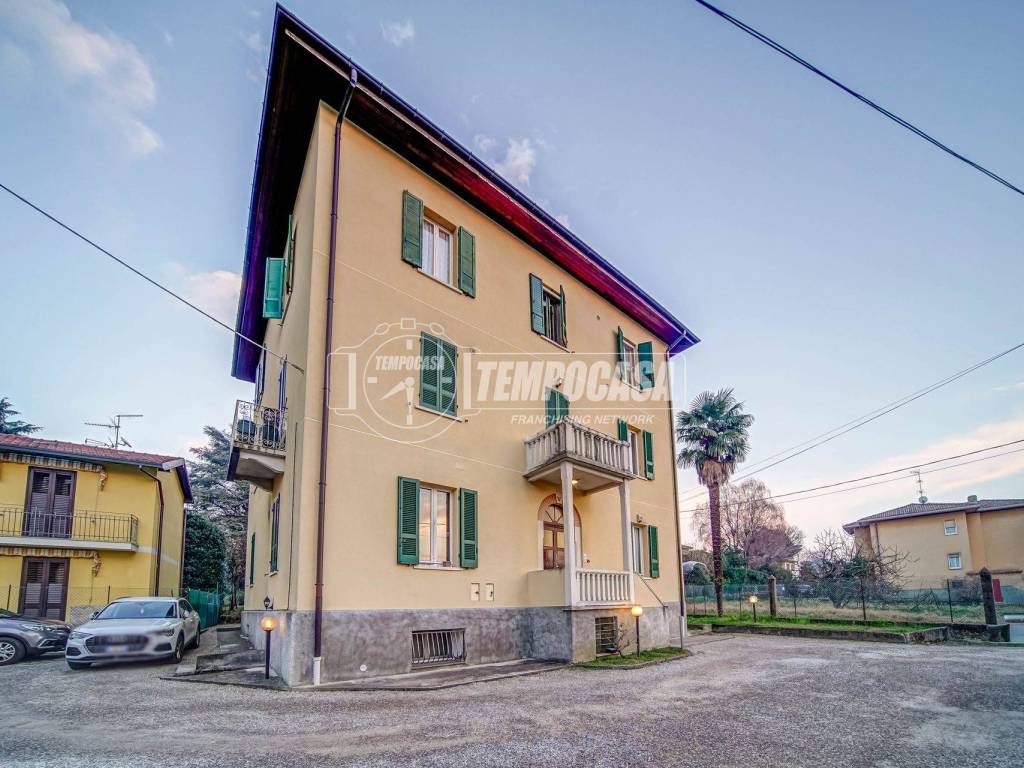 Appartamento a Morazzone in Via Goffredo Mameli - Foto 2