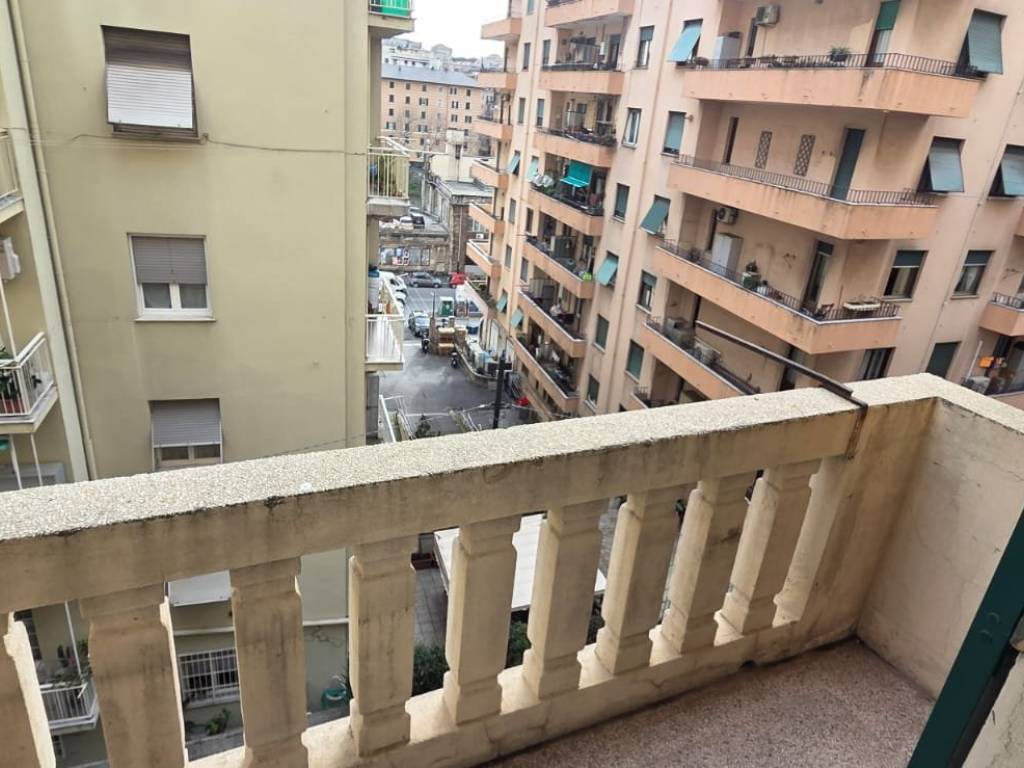 Appartamento a Genova in Via Gradisca, 2 - Foto 3