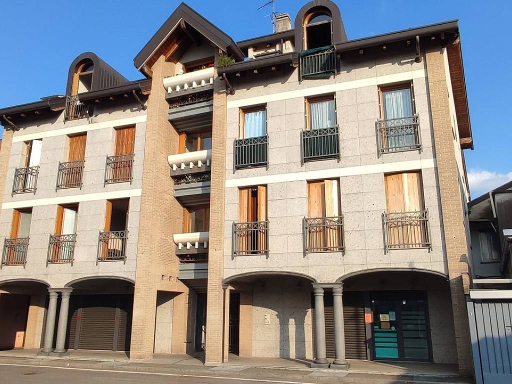 Appartamento a Uboldo in Via Magenta, 21 - Foto 2