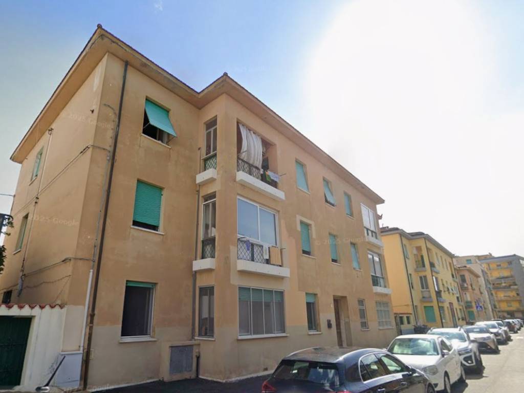 Appartamento a Livorno in Via Lanciotto Gherardi, 5 - Foto 2