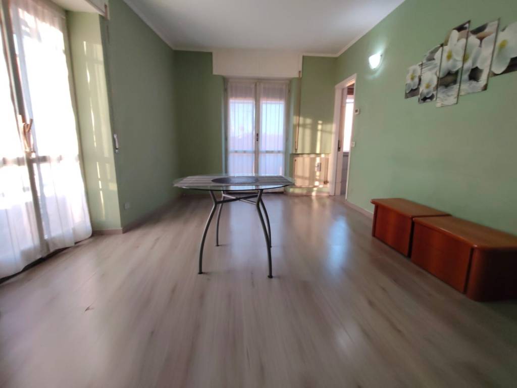 Appartamento a Cesate in Via Caravaggio - Foto 2